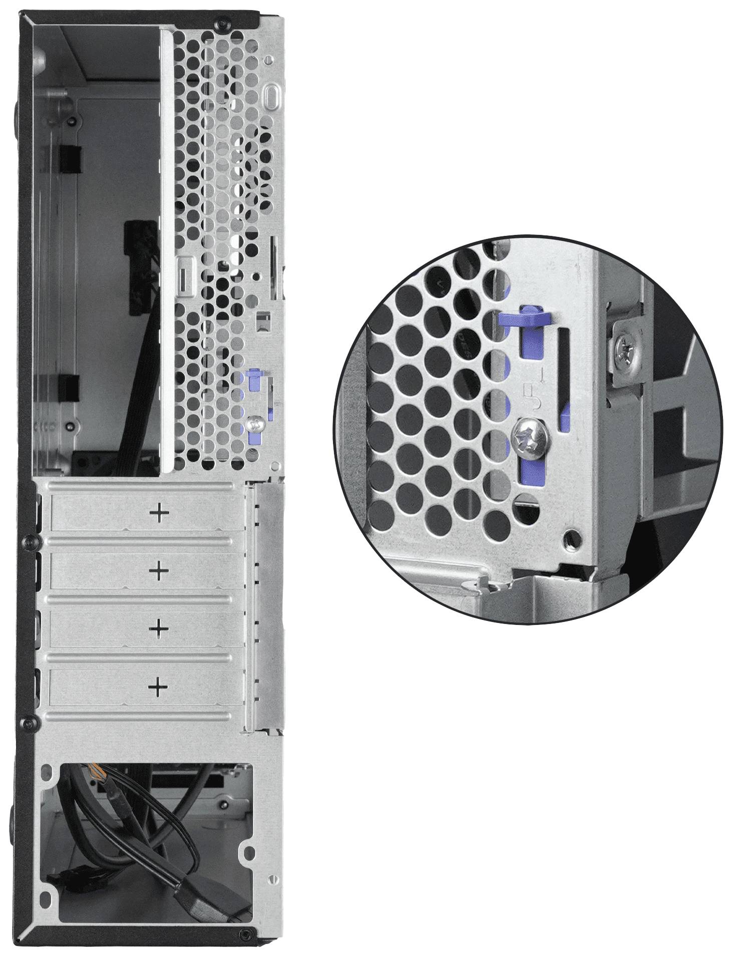 Achterkant van een computerbehuizing met verwijderde kappen; een cirkel vergroot een blauw vergrendelingsmechanisme voor uitbreidingskaarten.