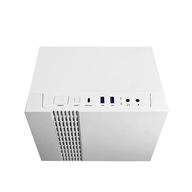 Een wit computerbehuizingsdeksel met schakelaars voor Power en Reset, USB-poorten, audioaansluitingen en ventilatiesleuven.