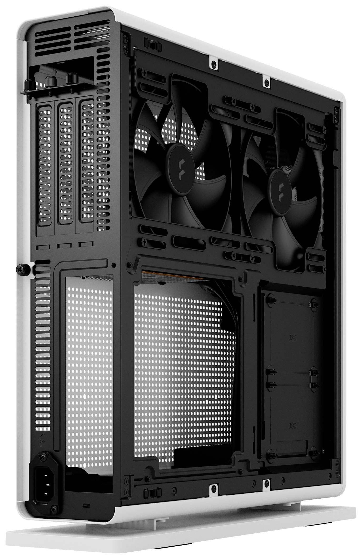 Een open zwart computerbehuizing toont de achterkant met ingebouwde ventilatoren en verluchtingsroosters, rechtop geplaatst op een standaard.