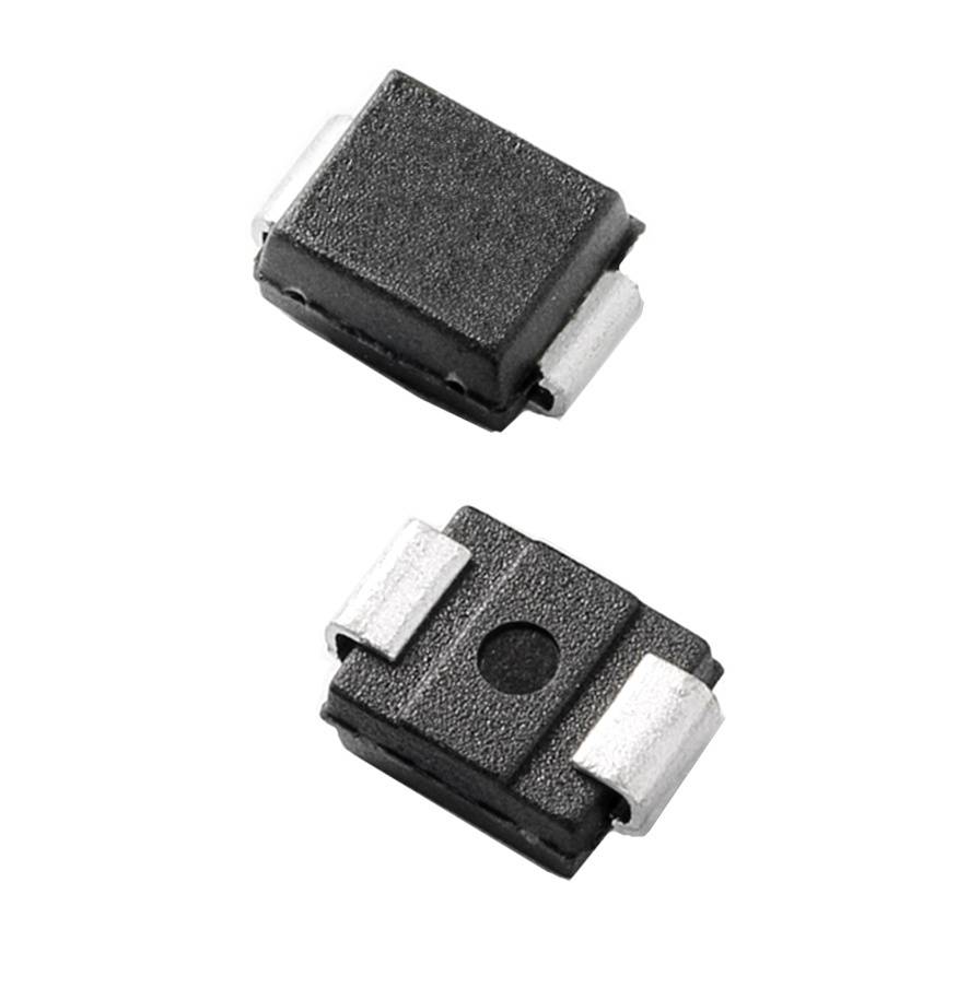 Twee zwarte elektronische componenten met metalen aansluitingen, rechthoekige vorm, mogelijk diodes of transistors.