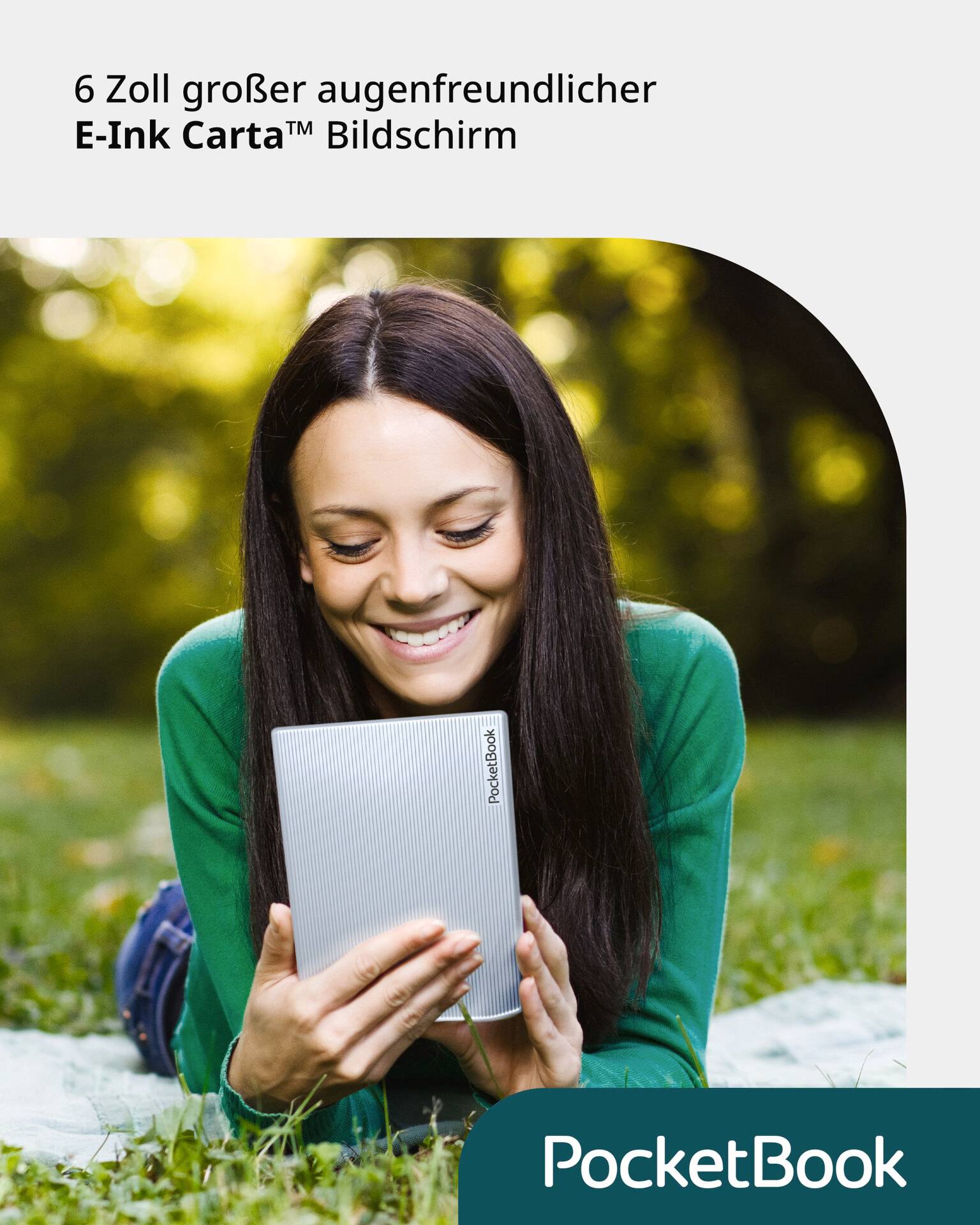 Een vrouw ligt op een weide en leest op een e-reader met een 6-inch E-Ink Carta™ scherm. Tekst onderaan: 'PocketBook'.