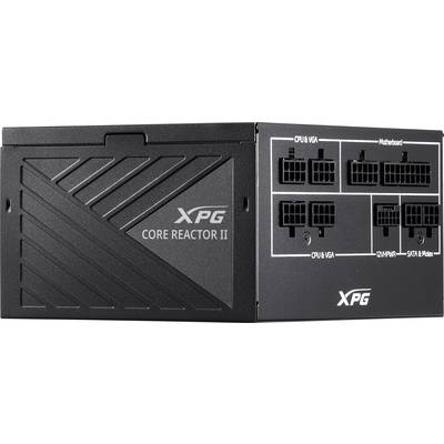 Zwarte, rechthoekige XPG Core Reactor II voeding met meerdere stroomaansluitingen, voorzien van labels voor CPU/VGA en moederbord.