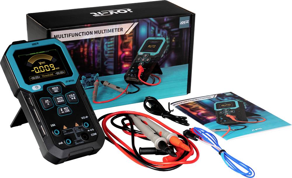 Digitaal multimeter-set met meetapparaat, kabels, handleiding en verpakking; toont spanning in volt. Ideaal voor elektronische metingen.