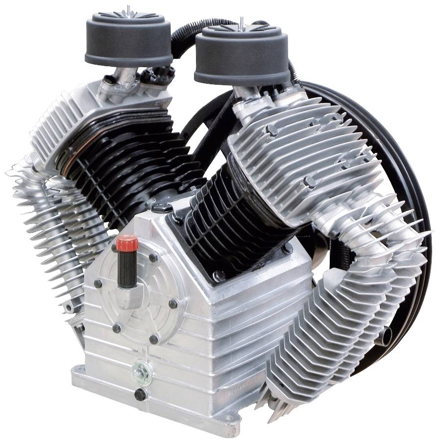 Een zilveren V-motor met twee zwarte cilinders en koelribben. Bovenop twee ronde luchtfilters. Een rode knop aan de voorkant van de motor.