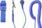 Blauw antistatisch polsbandje, krokodilklem en spiraalvormige kabel voor het voorkomen van statische ontlading, vaak gebruikt in elektronische werkplaatsen.