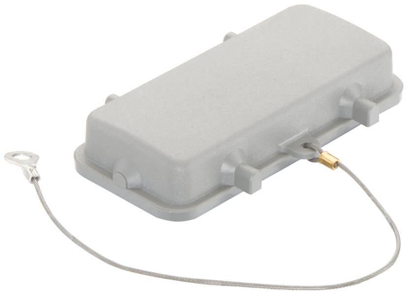 Grijs rechthoekig behuizing met afgeronde hoeken en metalen lus. Onderdeel van een groter elektronisch systeem.