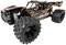Afstandsbestuurbare auto in offroad-design met grote, robuuste banden en een zwart-oranje carrosserieontwerp.