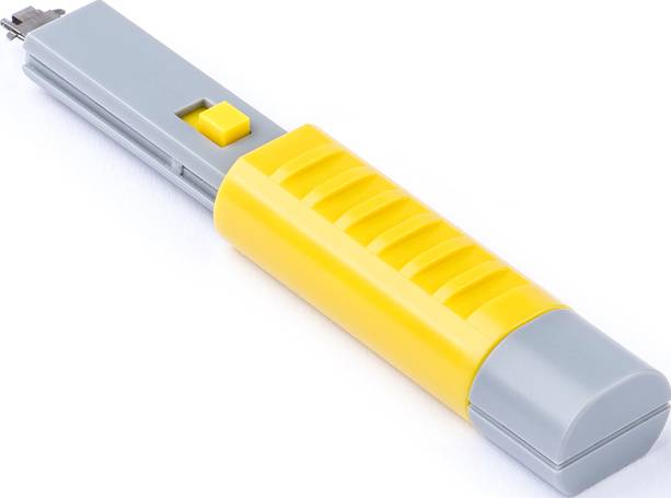 Een grijs en geel plastic gereedschap met schuifschakelaar, mogelijk een testapparaat of een kleiner voorwerp voor dagelijks gebruik.