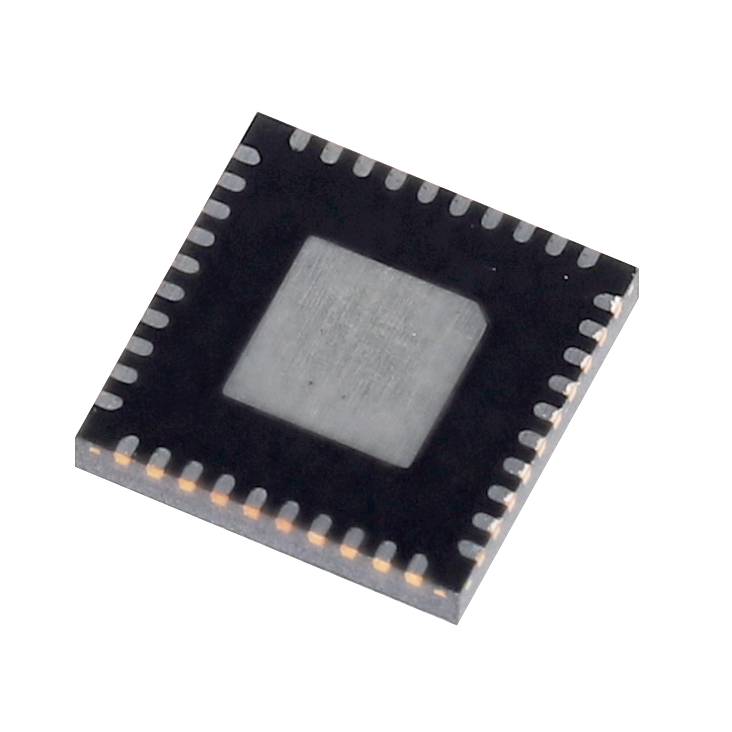 Vierkante microchip met talrijke contactpunten aan alle zijden, op een lichte achtergrond, die technologische innovatie symboliseert.
