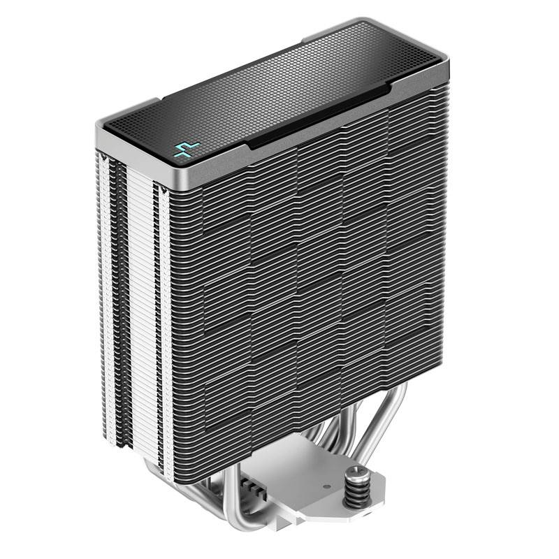 Grote, zilveren warmteafvoer met meerdere aluminium lamellen en geïntegreerde heatpipes voor computercomponenten.