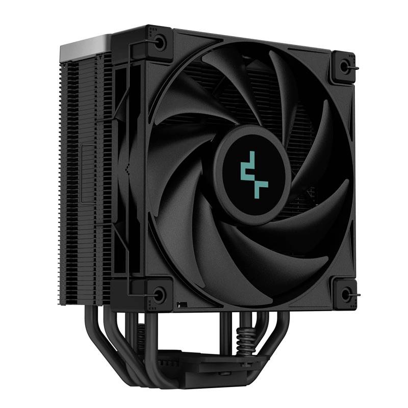Zwarte CPU-ventilator met koelribben en vier hittepijpleidingen, met een cyaankleurig logo, gezien van opzij.