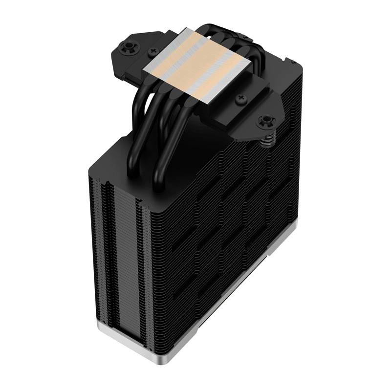 Zwarte CPU-koeler met koperen heatpipes en grote heatsink. Ontworpen voor efficiënte warmteafvoer in computers.