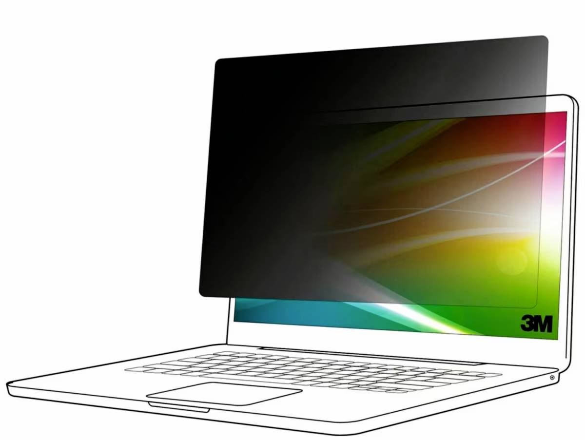Een laptop met een privacyscherm op het beeldscherm, dat de inhoud beschermt tegen zijdelingse blikken.