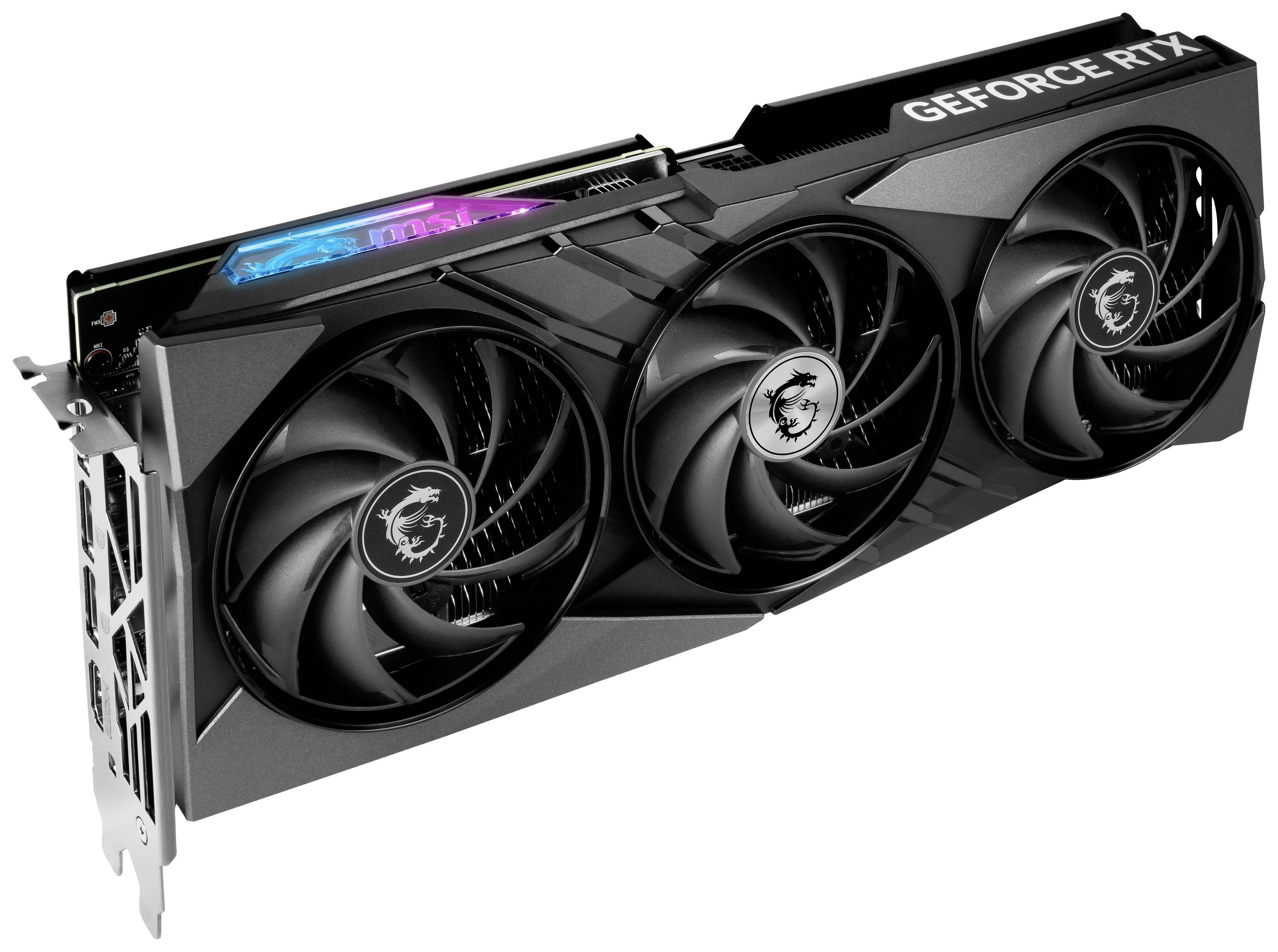 Een zwarte videokaart met drie ventilatoren en de tekst 'GEFORCE RTX' is afgebeeld.