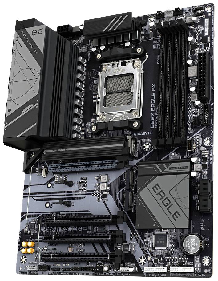 'Moederbord van Gigabyte met zwart design, CPU-socket zichtbaar, meerdere RAM-sleuven, enkele uitbreidingssleuven.'