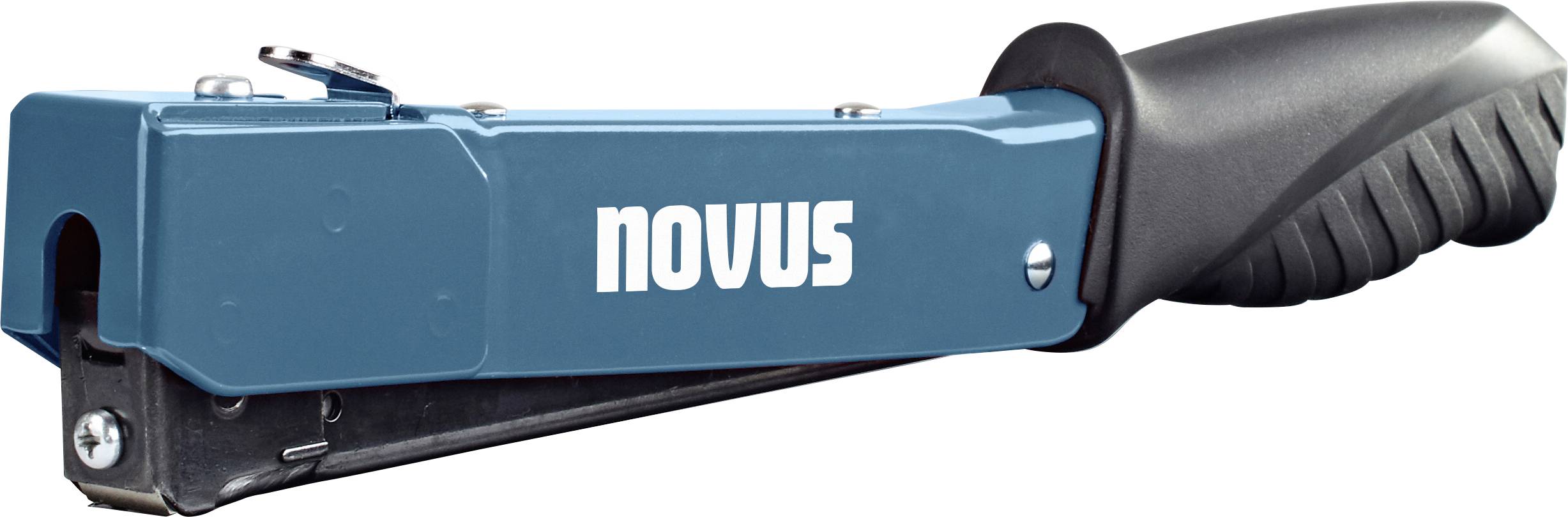 Blue Novus nietpistool op een witte achtergrond, weergegeven in zijaanzicht met zwart handvat en metalen voorkant.