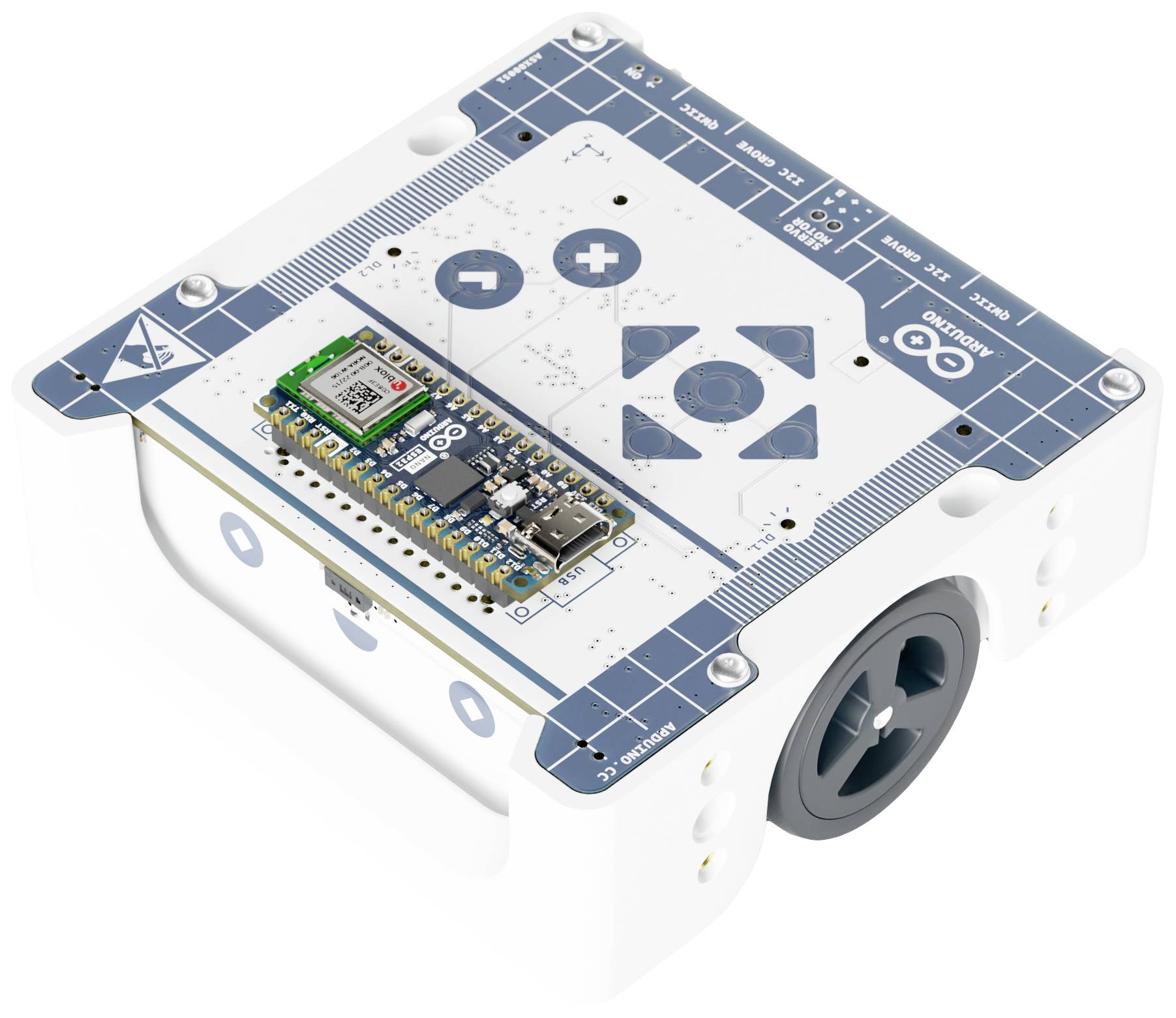 Een kleine robot met een rechthoekige behuizing waarop een microcontrollerprint is gemonteerd. Een van de wielen is zichtbaar.