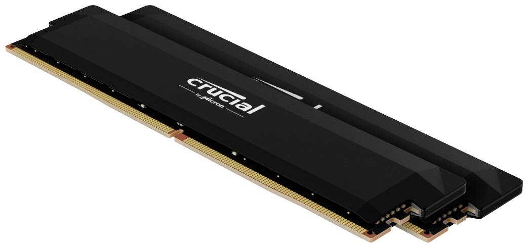 Twee zwarte Crucial RAM-sticks naast elkaar, frontaal bekeken, met gouden contacten zichtbaar.