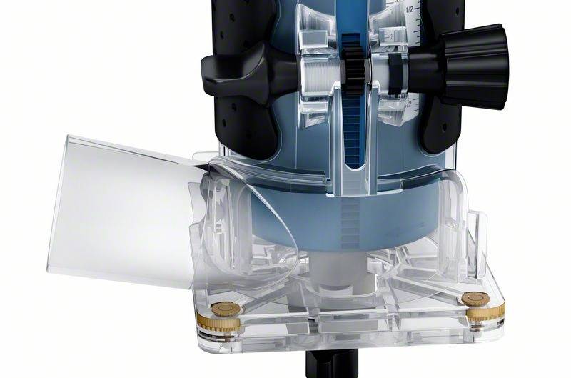 Close-upfoto van een blauwe elektrische bovenfrees. Zichtbaar zijn de transparante voet met maatschaal en instelknop.