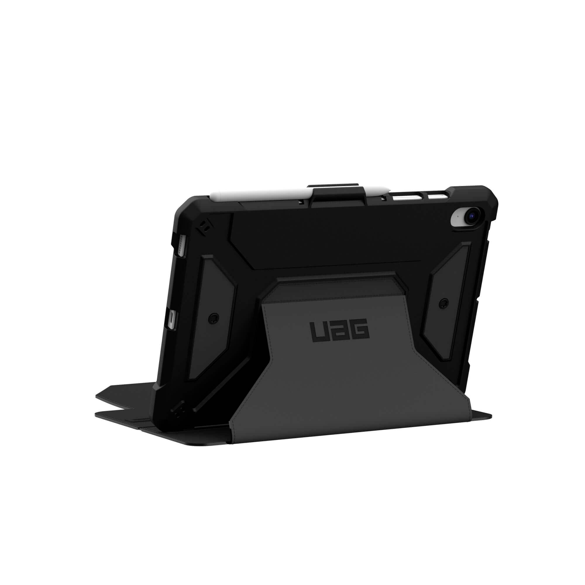 Zwarte beschermhoes voor een tablet, rechtop staand. Hij biedt bescherming en stabiliteit voor het apparaat.