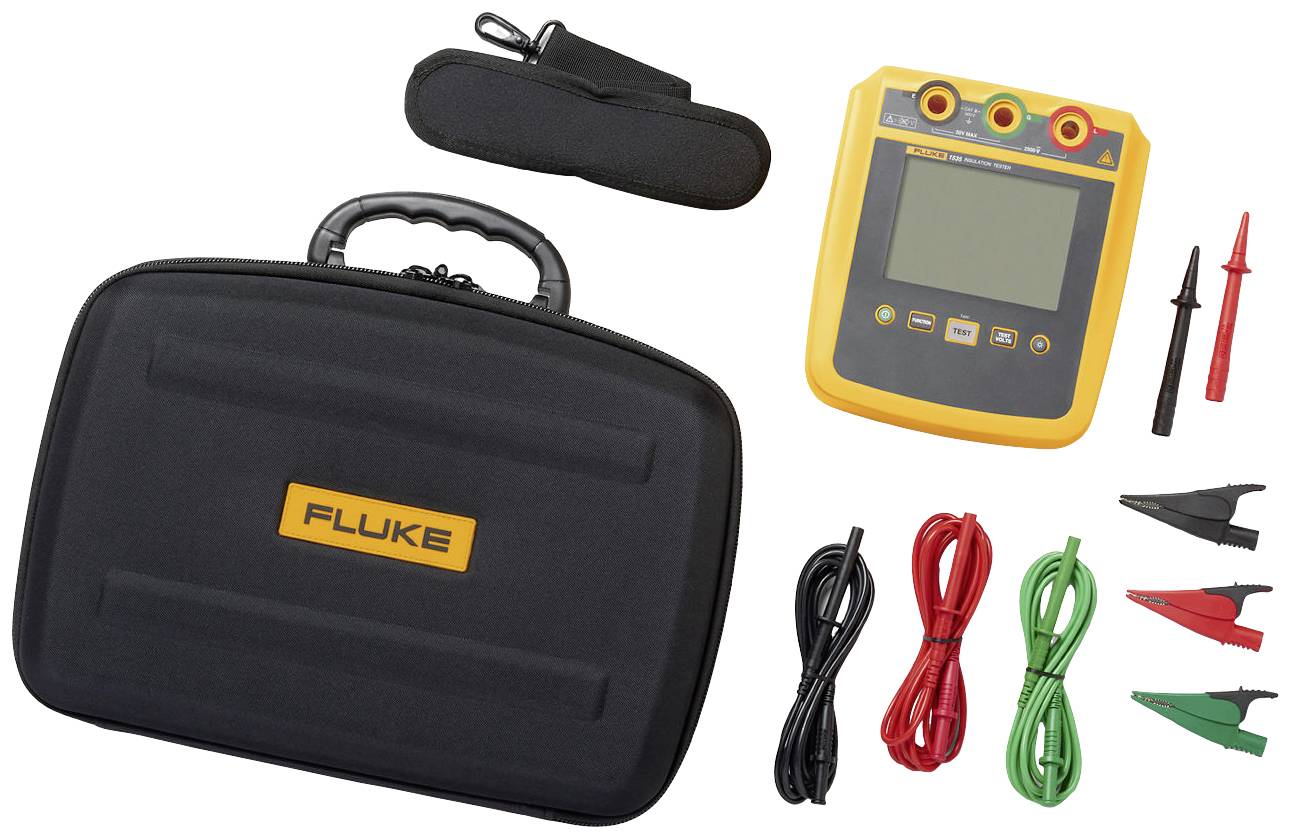 Een multimeter-set met draagtas, geel meetapparaat, krokodillenklemmen, meetleidingen en metalen sondes voor elektrische metingen.