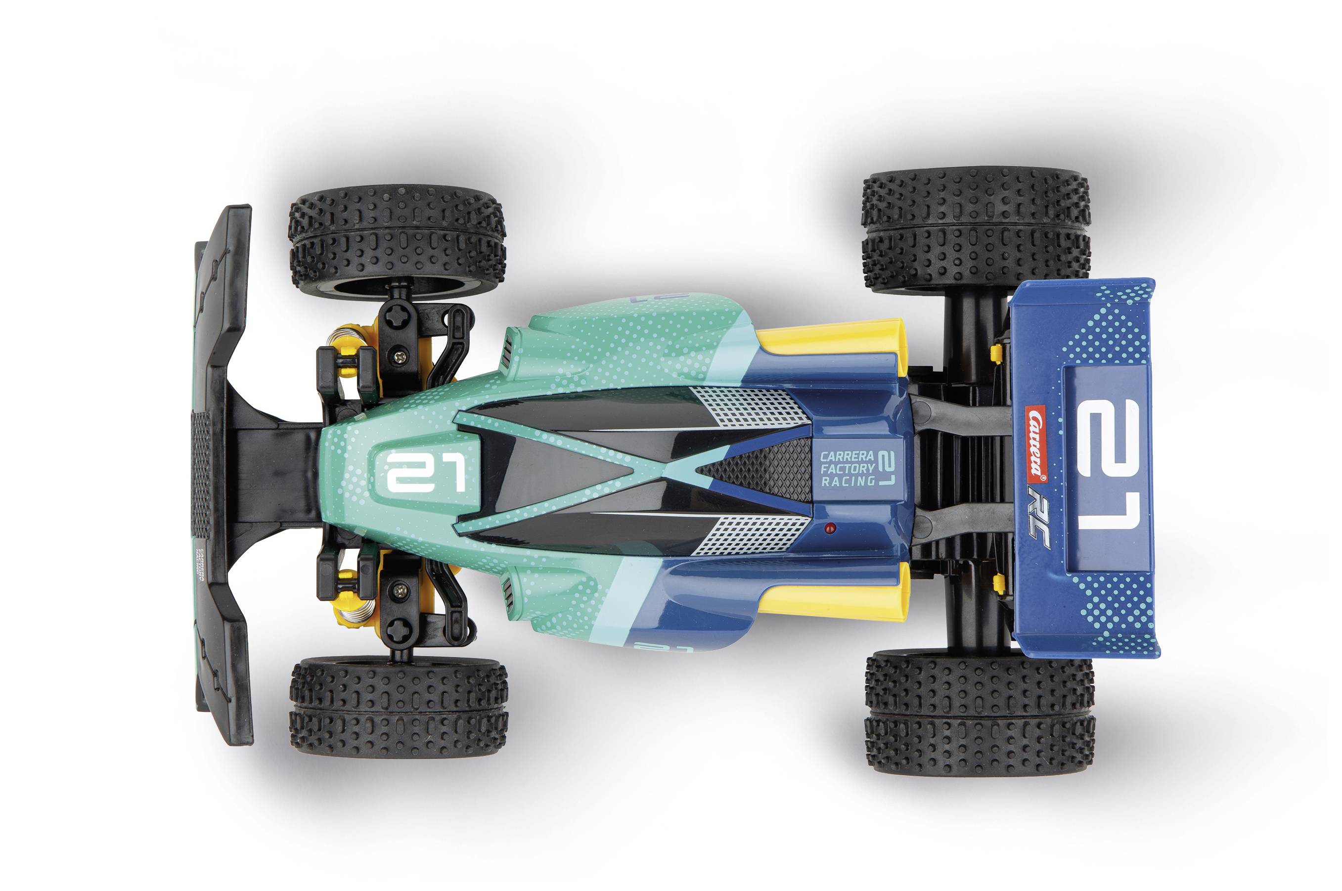 Afstandsbestuurbare auto van bovenaf, groen en blauw ontwerp met het nummer '21' op het dak en de achterspoiler, grote rubberbanden.