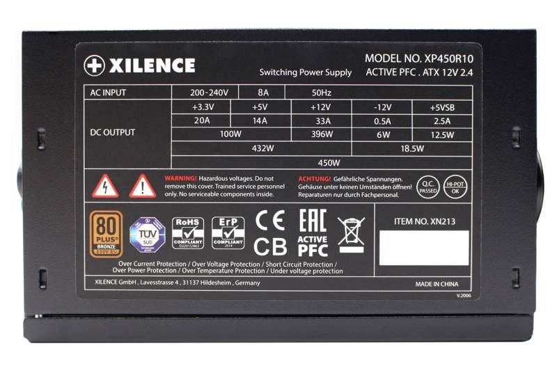 'Xilence XP450R10' Voedingsetiket: Spanning- en stroomsterkte-aanduidingen, certificeringen (80 PLUS, RoHS, CE), waarschuwingen in het Nederlands.