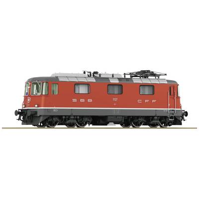 Rode locomotief van de Zwitserse Spoorwegen met de opschrift 'SBB CFF'.