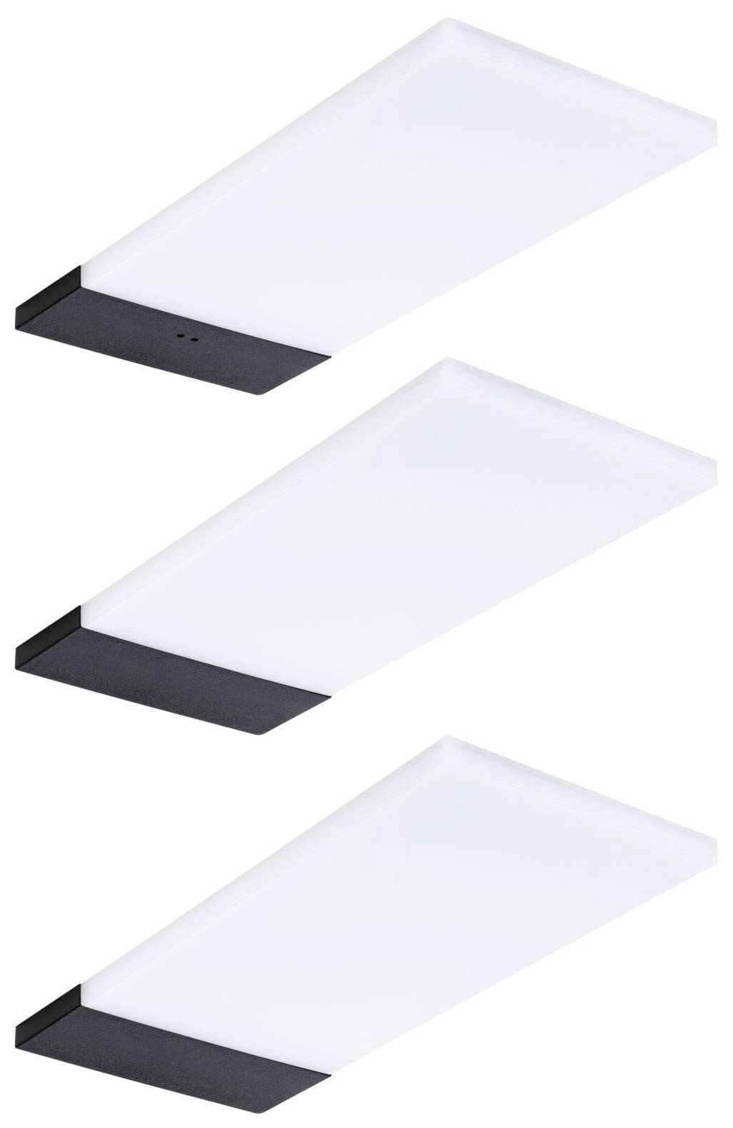 Drie rechthoekige, platte LED-plafondlampen met zwarte voet en wit verlichtingsoppervlak, diagonaal gepositioneerd.