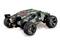 Speelgoedauto in camouflagekleurig design met grote zwarte banden, geïnspireerd op een terreinwagen. Geschikt voor off-road avonturen.