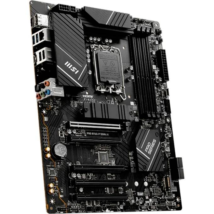 Een zwarte moederbord met meerdere sleuven, aansluitingen en een processor-voet, typisch voor computercomponenten.