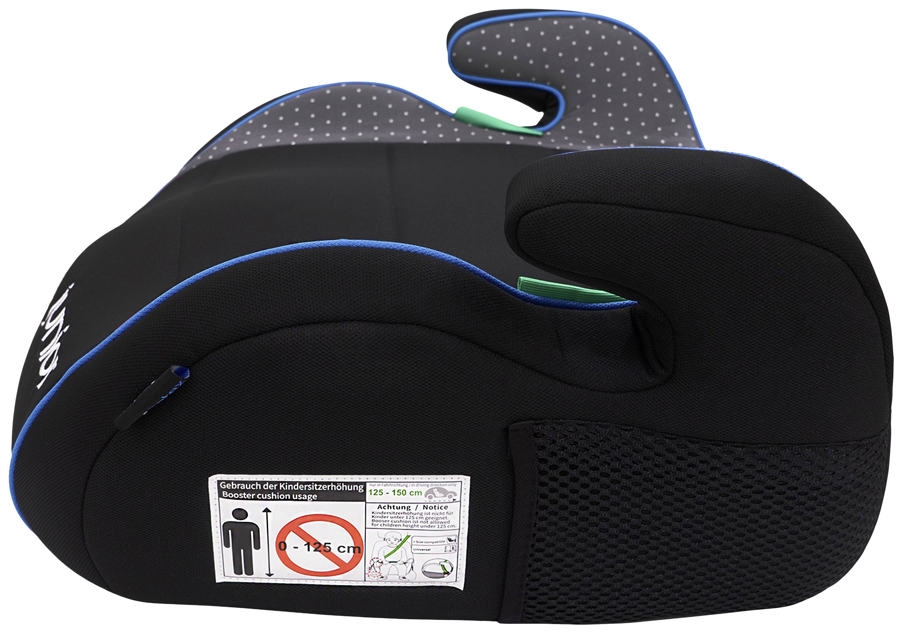 Een kinderzitje van zwart materiaal met blauwe accenten. Aan de zijkant bevindt zich een sticker met veiligheidsinstructies.