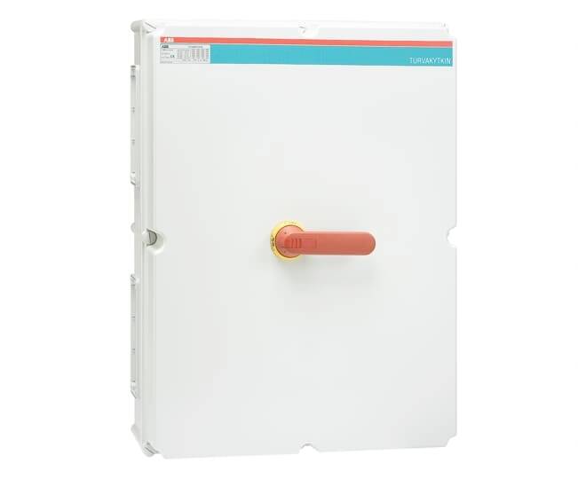 Een witte elektrische schakelkast met een rode schakelaar in het midden. Links bovenaan een bedrijfslogo.