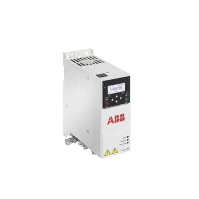 Een witte frequentieomvormer met een klein display toont '1499,50'. Hij heeft het 'ABB'-logo en is geschikt voor besturingstoepassingen.
