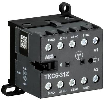 Schakelaar met modelnummer 'TKC6-31Z', zwarte behuizing, toont aansluitklemmen voor elektrische bedrading.