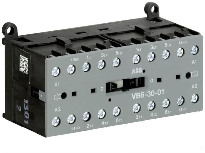 Elektrisch schakelrelais, model VB6-30-01, met meerdere aansluitklemmen, geschikt voor besturingstoepassingen in schakelkasten.