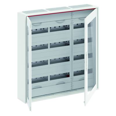 Een geopende elektrische verdeelkast met meerdere lege rijen voor zekeringen of schakelaars.