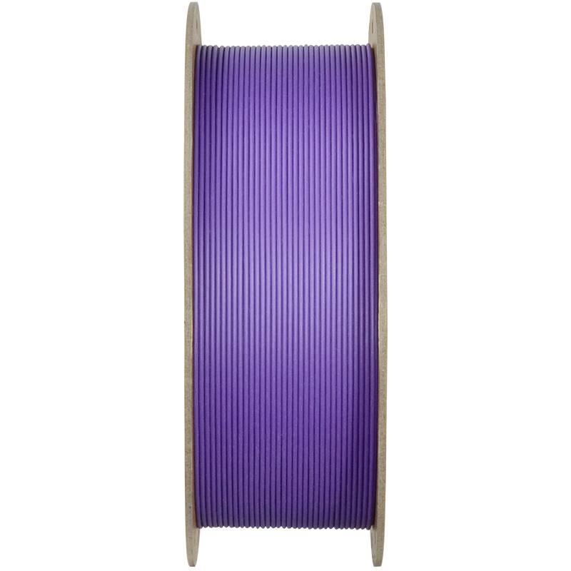 Een rol paars 3D-printfilament, gewikkeld op een houten spoel.