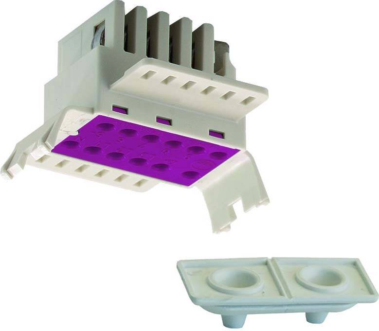 Een witte kunststof elektronische stekker met paarse contacten en een bijpassende tegenhanger. Geschikt voor elektrische aansluiting.