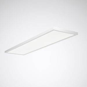 Rechthoekige plafondlamp met een strak, modern design en gelijkmatige lichtuitstraling. Ideaal voor kantoorruimtes of woonomgevingen.