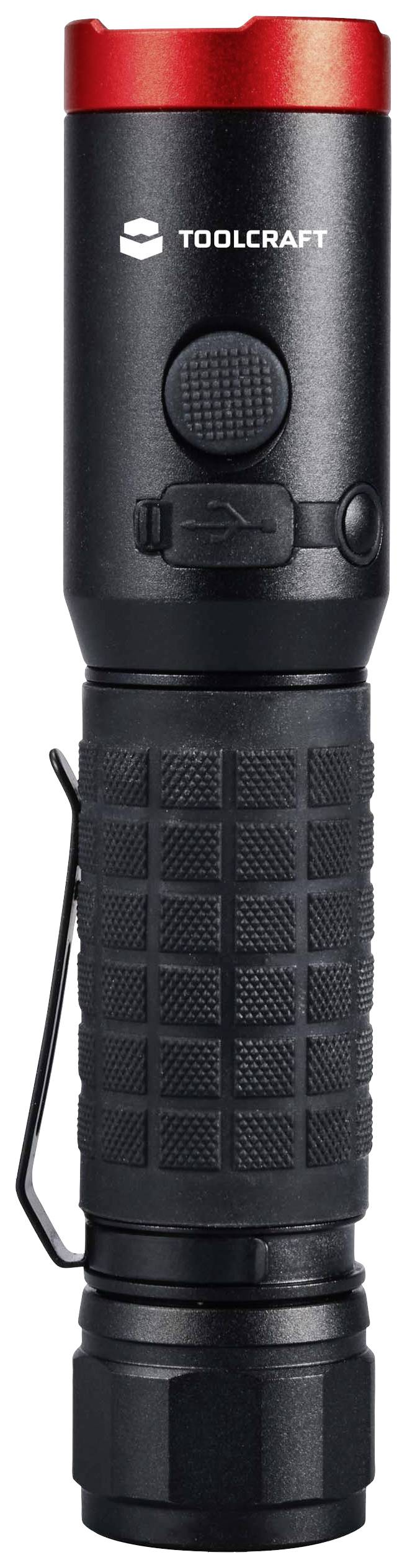 Een zwarte zaklamp met een rode kop en merklogo, geschikt voor gebruik bij slechte lichtomstandigheden.