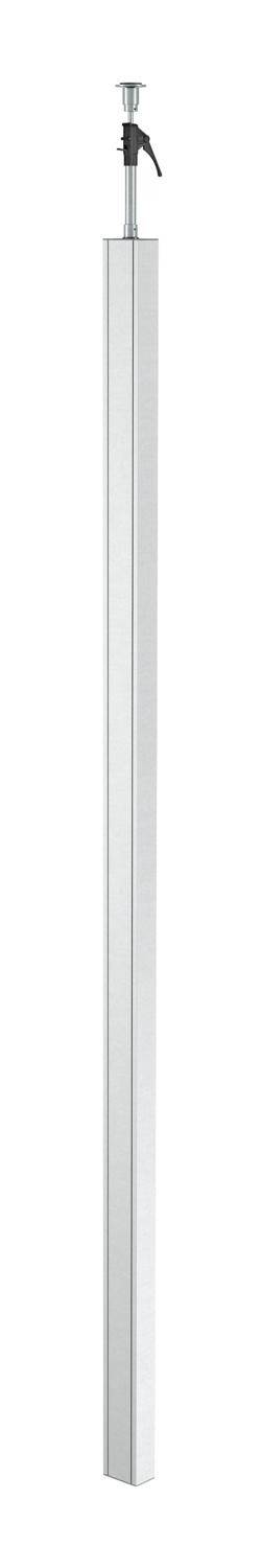 Een lange, witte metalen paal met een verstelbare handgreep bovenaan, waarschijnlijk een bouw- of ondersteuningspaal.