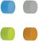 Vier cilindrische objecten in verschillende kleuren (blauw, grijs, groen, oranje) naast elkaar voor een witte achtergrond.