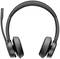 Een zwarte, draadloze headset met microfoon, geschikt voor telefoongesprekken of muziek.