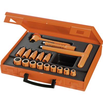 Een oranje gereedschapskist bevat verschillende steeksleutels en gereedschappen die worden gebruikt voor onderhouds- of reparatiewerkzaamheden.