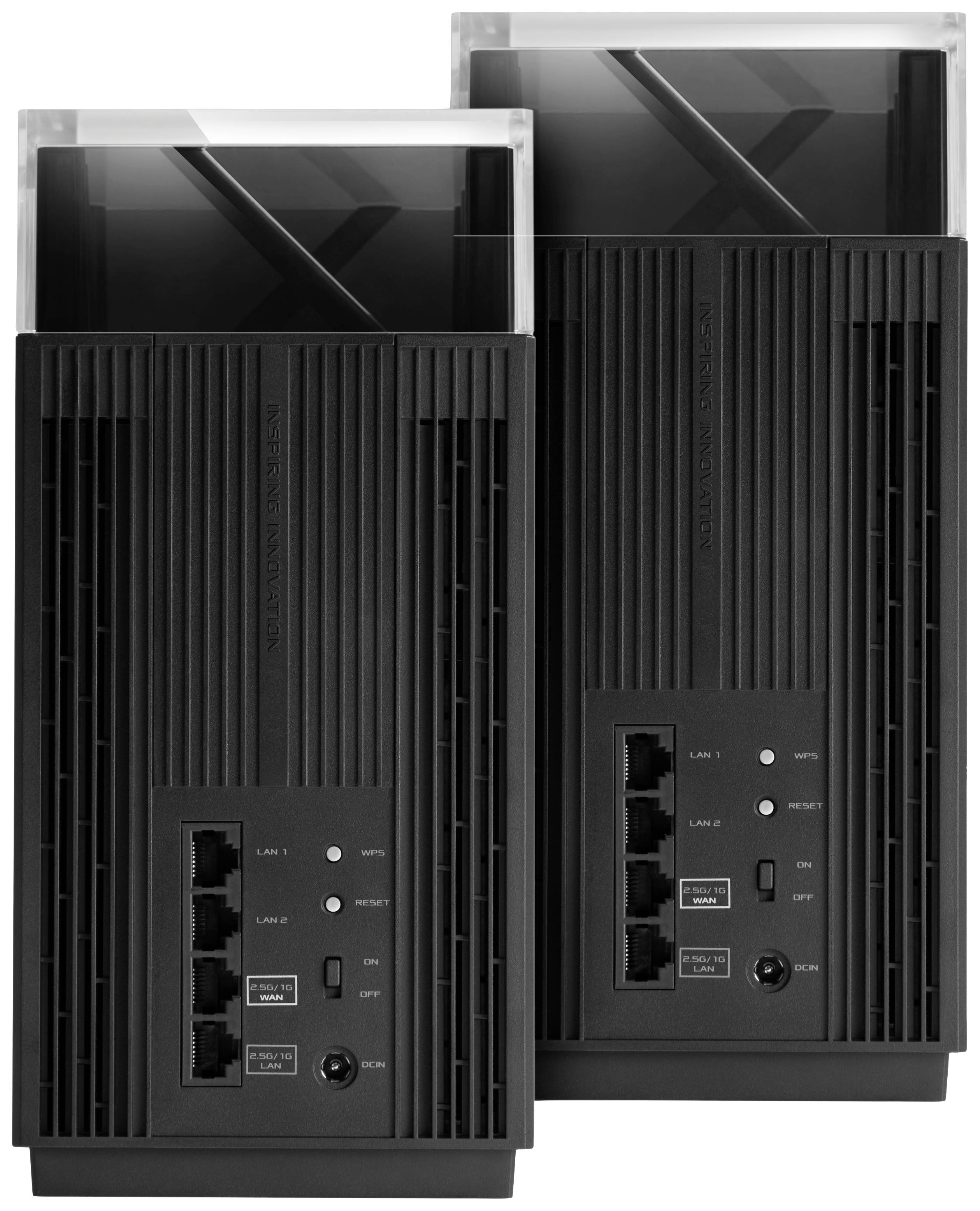 Twee zwarte routers met meerdere Ethernet-poorten en statuslampjes, verticaal gestapeld. Ze zijn geschikt voor thuis of op kantoor.