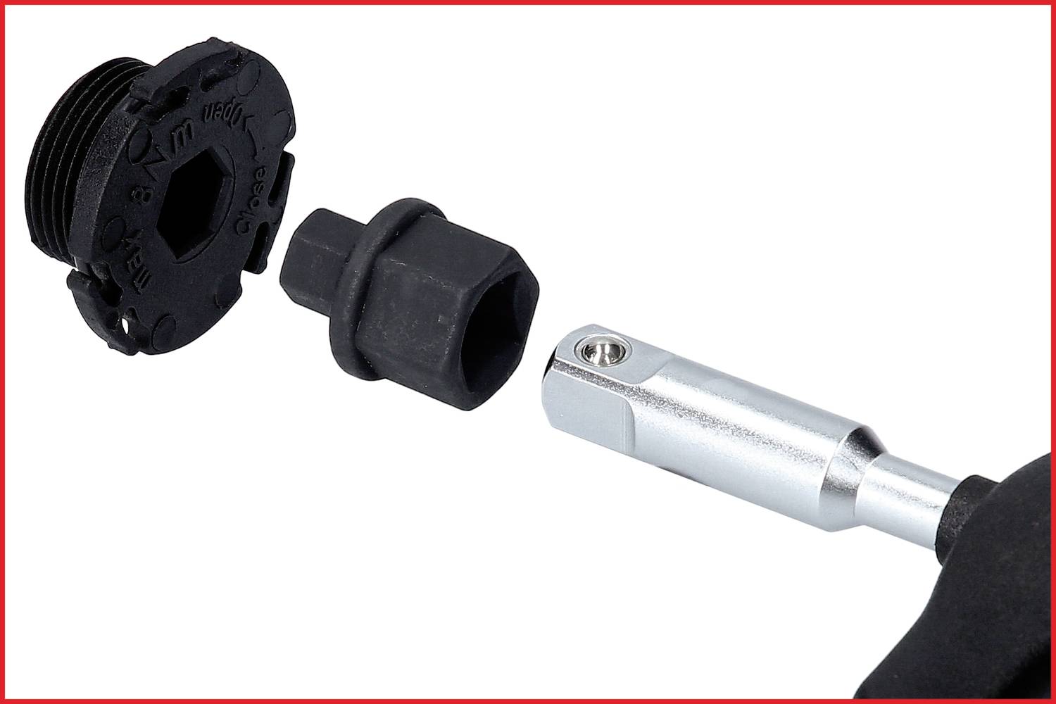 Een fiets-trapas gereedschapsset met trekker en adapter ligt op een witte achtergrond. Geschikt voor montage en demontage.