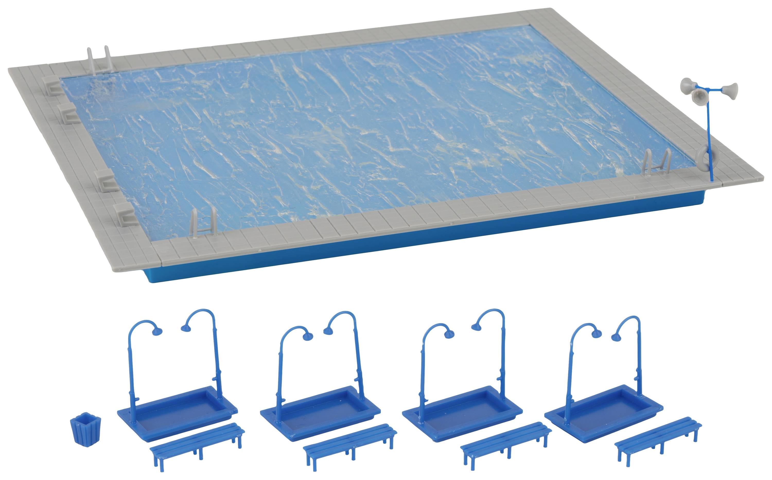 Een model van een zwembad met vier blauwe douches en een geluidsinstallatie aan de rand.