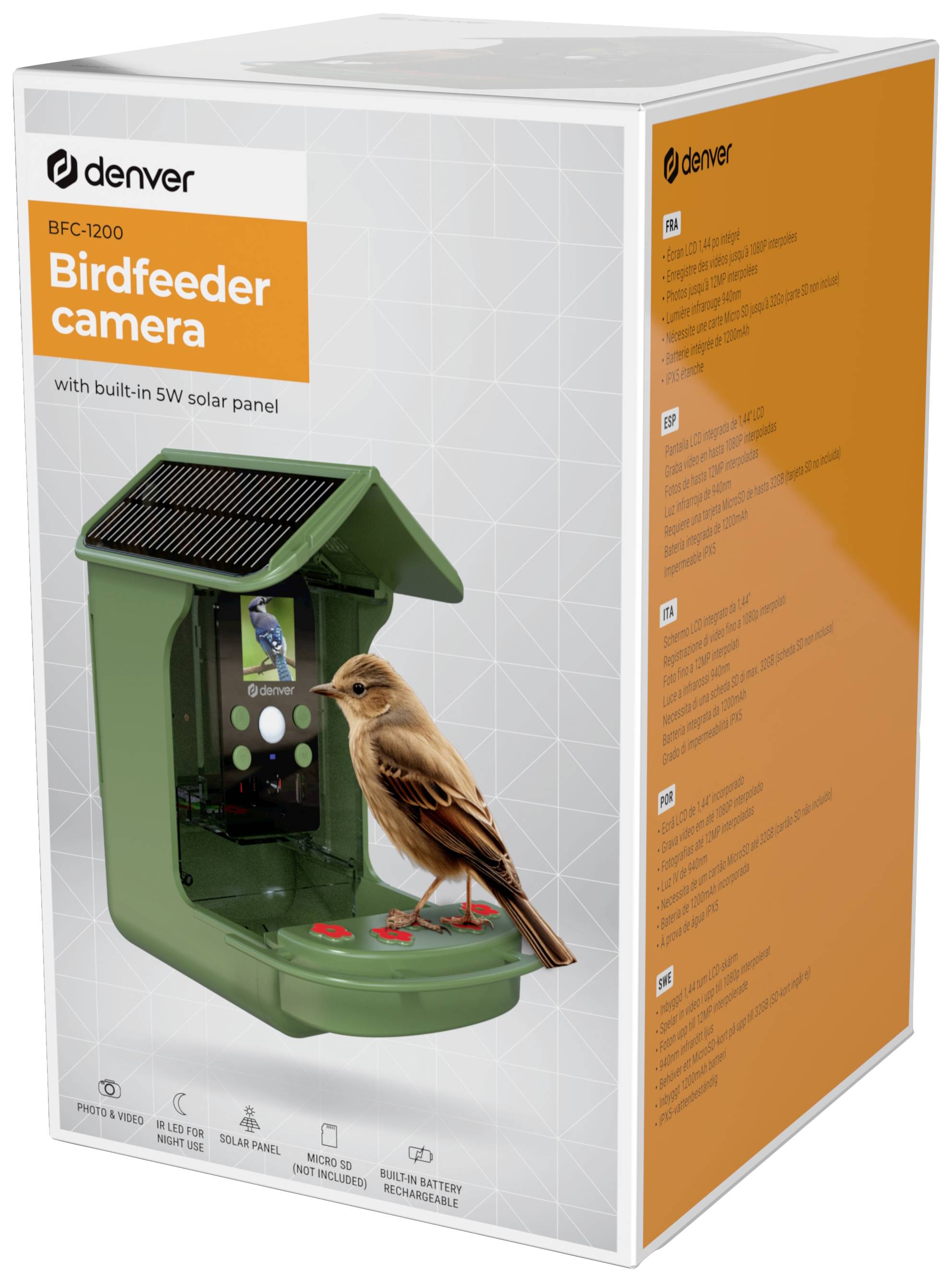 Een groene voederplek voor vogels met ingebouwde camera en zonnepaneel. Een vogel zit op de voederplek, de verpakking toont productdetails.