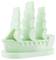 Een mintgroen 3D-model van een historisch zeilschip met drie masten en gezwollen zeilen.
